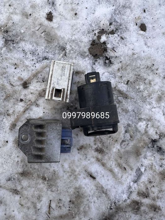 Реле зарядки на акамулятор/стартера поворотів Yamaha Gear 2T 4kn