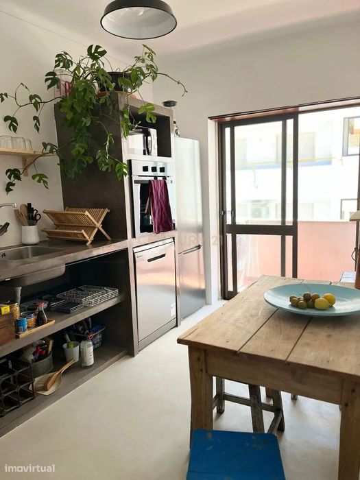 T2 Remodelado | total área 88m² | Localização Privilegiada | Marisol, — Charneca De Caparica E Sobreda, Setúbal