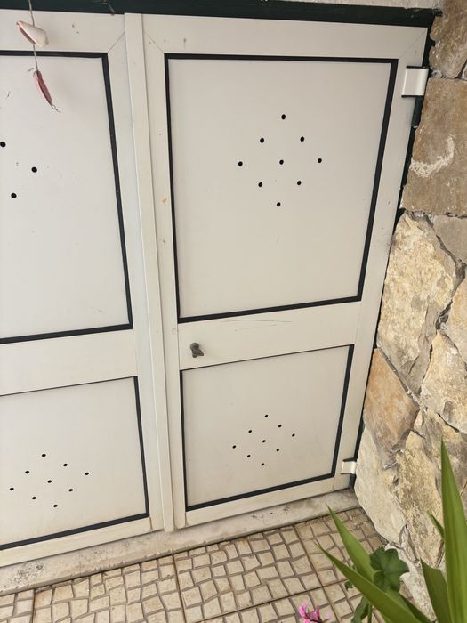 Portas de alumínio com aro usadas