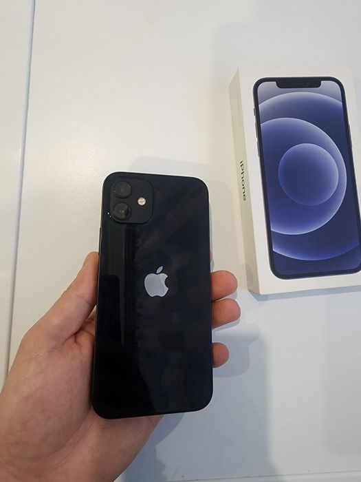 IPhone 12.Айфон.