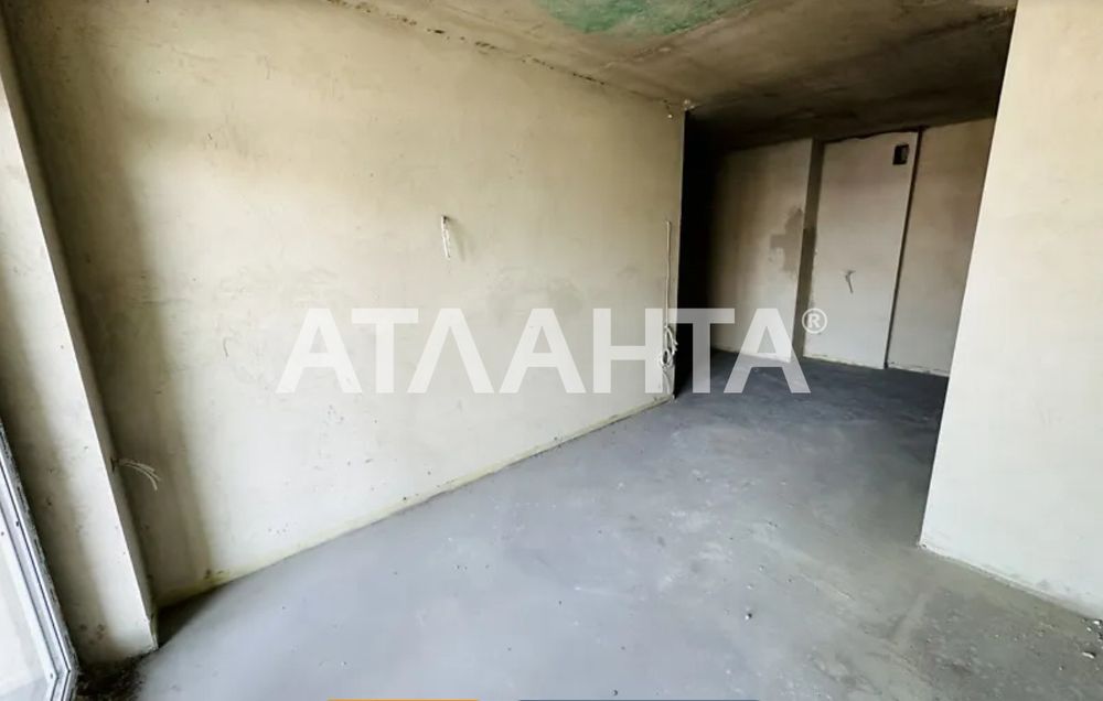 Продаж одно кімнатної квартири по переуступці!