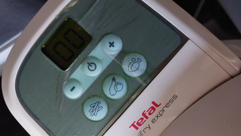 Tefal actifry express, a funcionar. Usado