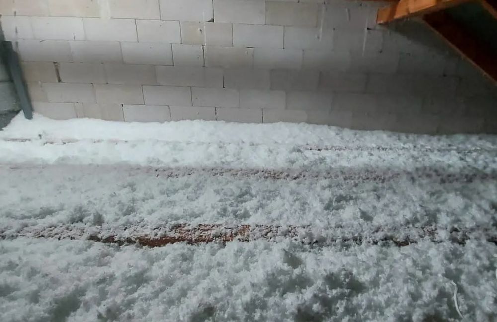 Docieplanie poddaszy – wdmuchiwanie celulozy, wełny i styropianu