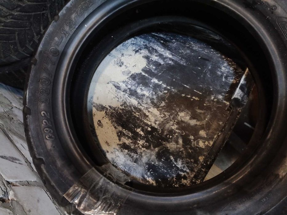 Покришка на скутер 130/70  r12 Hent Shin