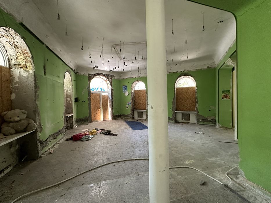 Продажа фасадного помещения в центре города