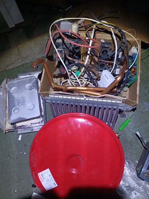 Котел газовий Biasi rinnova m290.28 деталі блоки