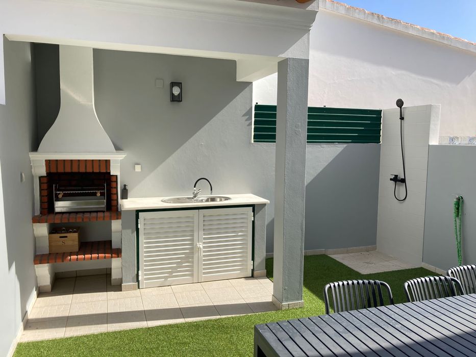 Almograve - Moradia T2 - 5 min a pé para praia - carregador veiculos eletricos