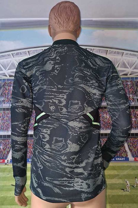 Real Madrid Club de Fútbol Adidas Aeroready 2022-23 training top S-M