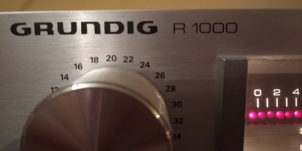 Amplituner stereo Grundig R 1000
