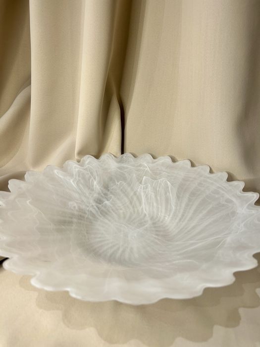 Szklana patera z efektem mgły