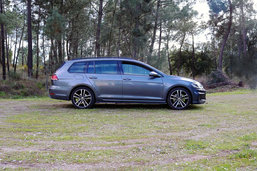 Volkswagen Golf Variant 2.0 GTD DSG**Irrepreensível**