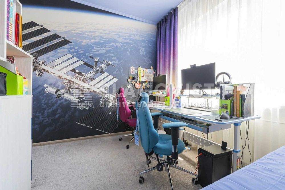 Без %Продаж 5-кім квартири на  вулиці Харківське шосе 56,