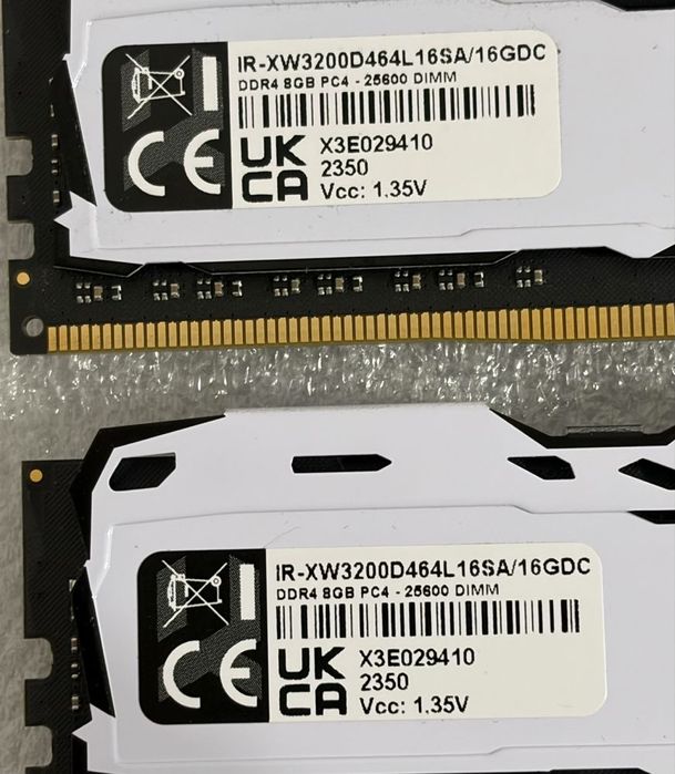 Pamięć GoodRam IRDM X DDR4 16GB 3200MHz CL16 IR-XW3200D464L16SA/16GDC