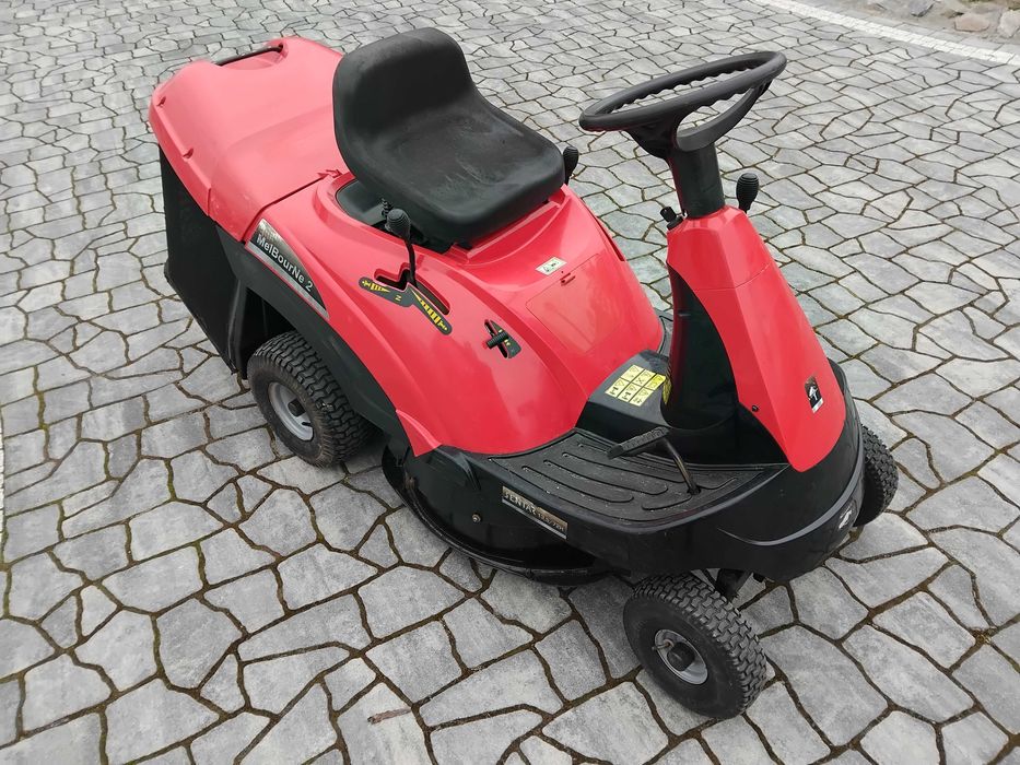 Zadbany mało używany traktorek kosiarka CASTELGARDEN