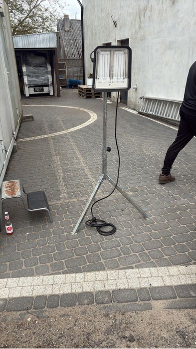 Profesjonalny halogen budowlany lampa robocza przemysłowa na statywie