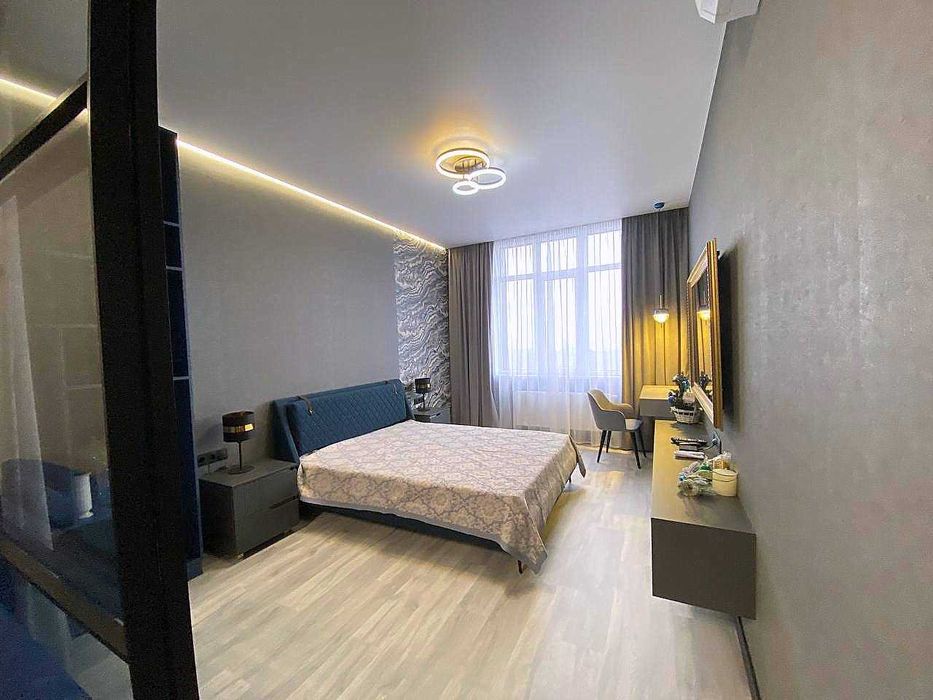 новая дизайнерская квартира в жк Олимпийский, панорама моря