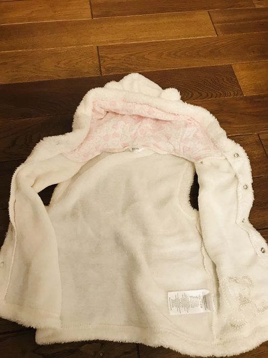 Zestaw 9 szt. dla dziewczynki r.86 spodnie, sweterek+ 2 czapki gratis