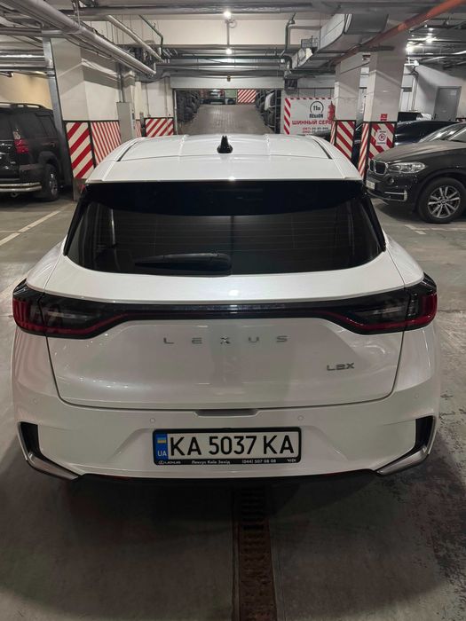 Lexus LBX Hybrid 2023, 51 тис. км, перший власник, офіційний сервіс