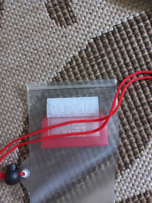 wieszaki do szafy dziecka oraz inne pokrowce