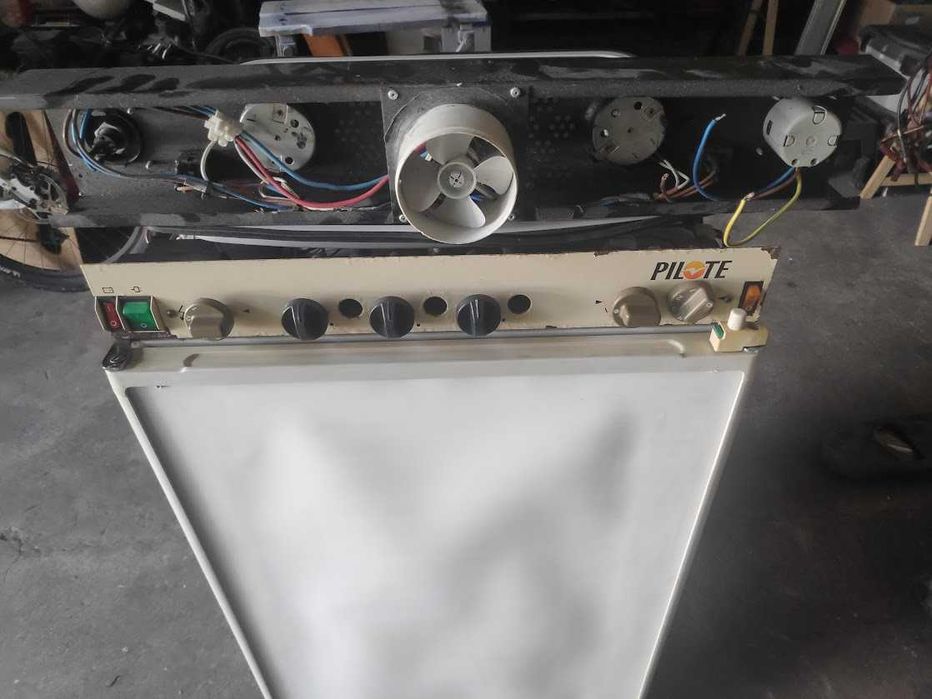 acessorios de autocaravana frigorifico trimisto e fogão e exaustor