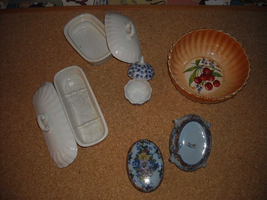 Diversas loicas antigas Sacavem, Coimbra, Vista Alegre, Limoges, etc