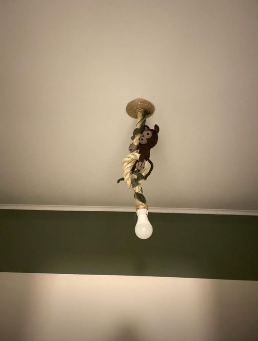 Luminária decorativa em corda com macaco – original e criativa!