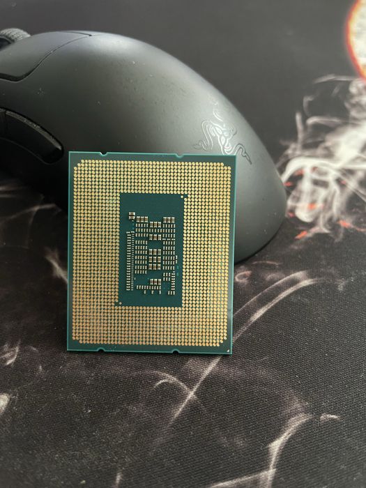 Intel i5-12500t
