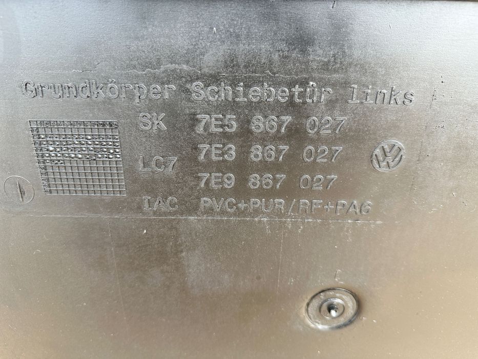 VW Multivan T5 T6 Tapicerka Boczek Drzwi Przesuwnych Lewych