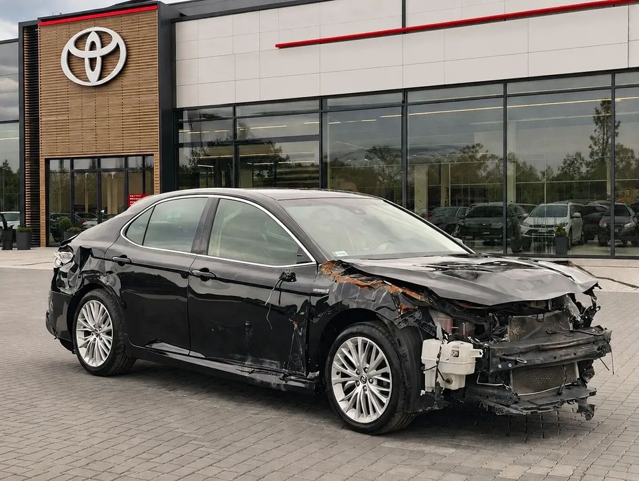Toyota Camry 2020 EXECUTIVE Salon Polska Uszkodzona Faktura Vat 23%