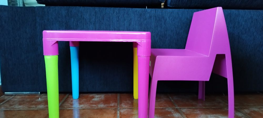 Conjunto Mesa e Cadeira Criança