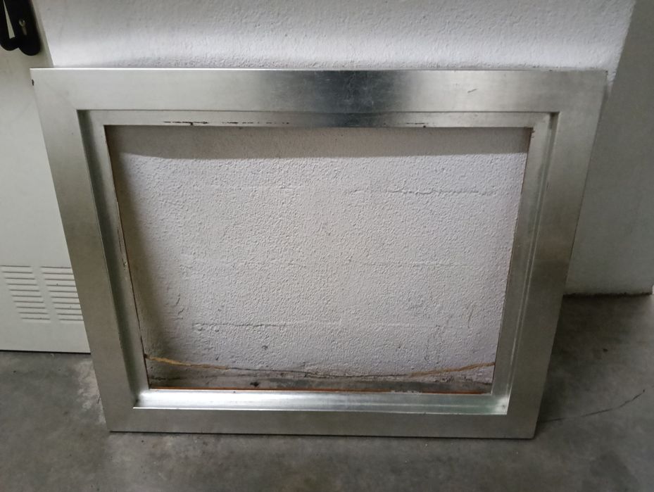 3 Molduras largas em madeira