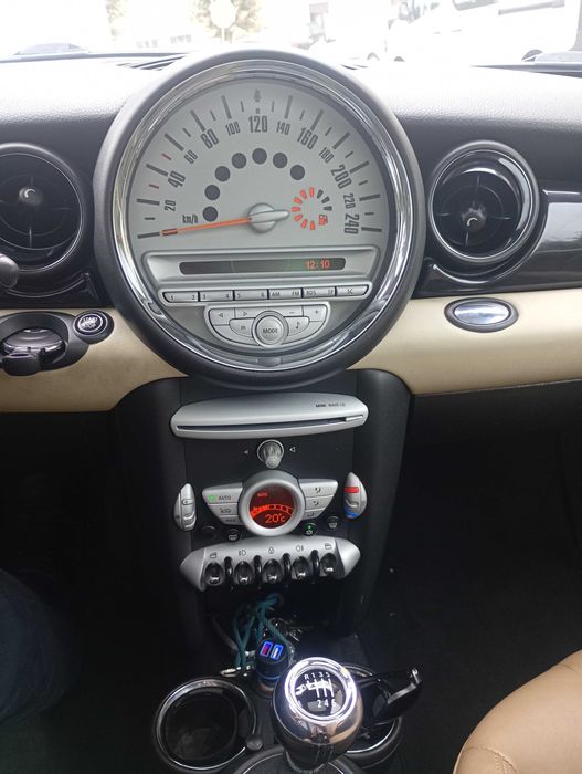 MINI Cooper 1.6 120cv (Gasolina) [selo antigo]
