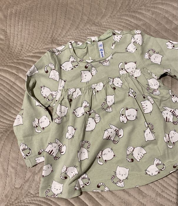 2 calças + 2 camisolas + 1 casaco (9M - Mayoral)