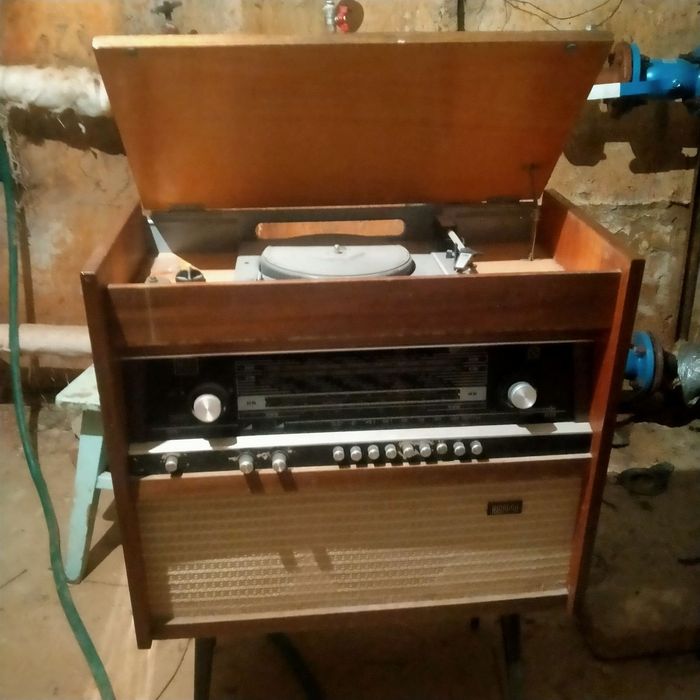 Продам  радилу  "РИГОНДА 102"