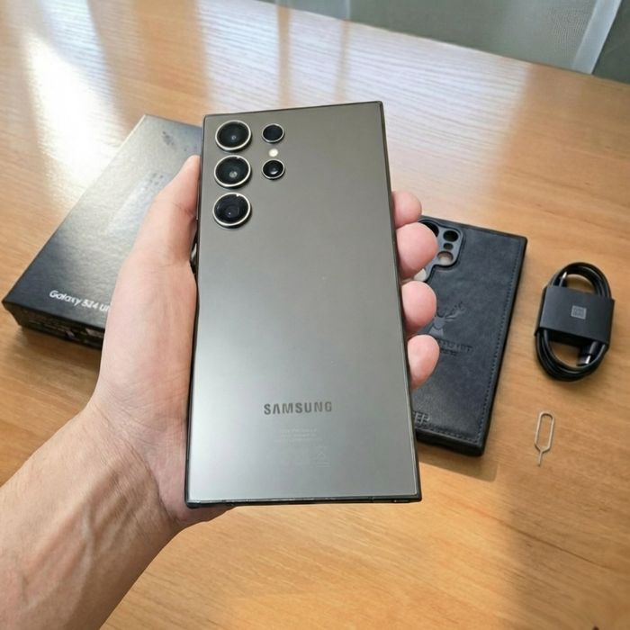 Samsung S24 Ultra - 12/512 ! 2 сім + еСім, міжнародна версія, є чек!EU