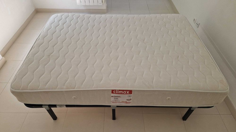 Sommier e Colchão Modelo Confort, marca Climax 183 cm x 133 cm