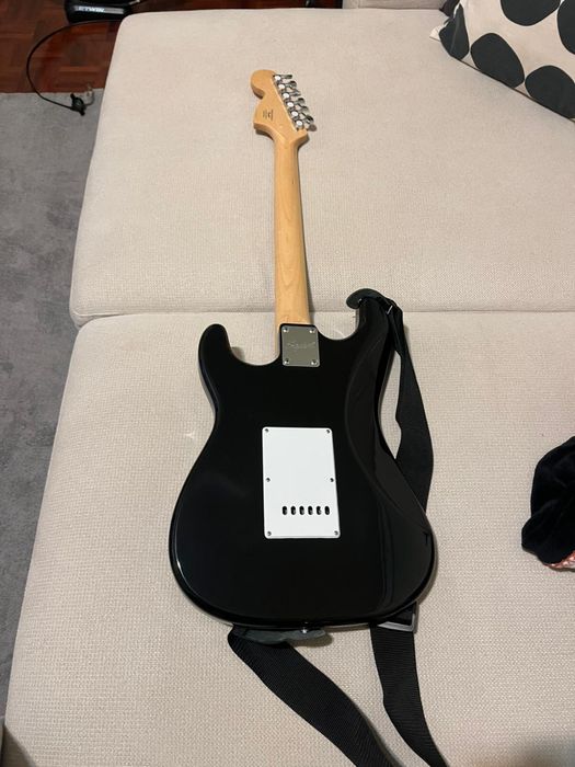 Fender Squier Affinity Strat Pouco Usada