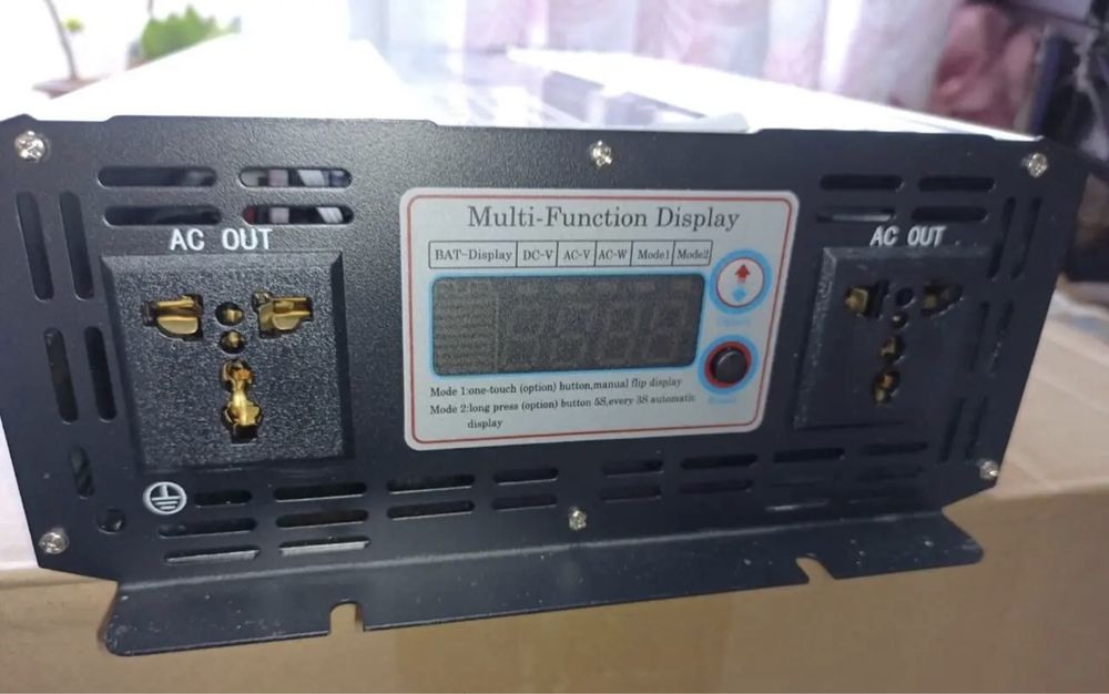 инвертор с чистым синусом 12 DC - 220 AC 5000W