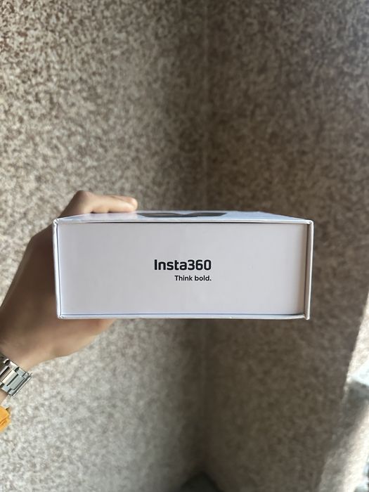 Новенька Insta 360 x5