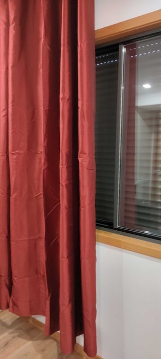 Cortinado Opaco Vermelho (blackout) – Bloqueia totalmente a luz - Novo