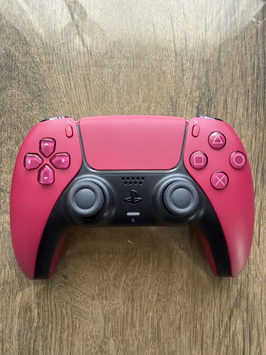 DualSense PS5 Cosmic Red - Stan Idealny