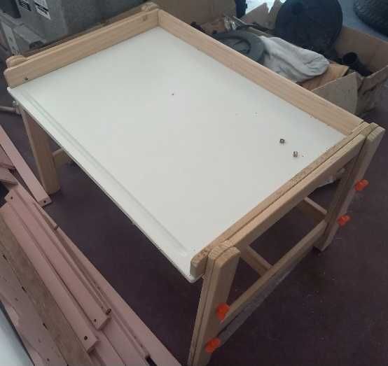 Secretária + banco p/criança IKEA