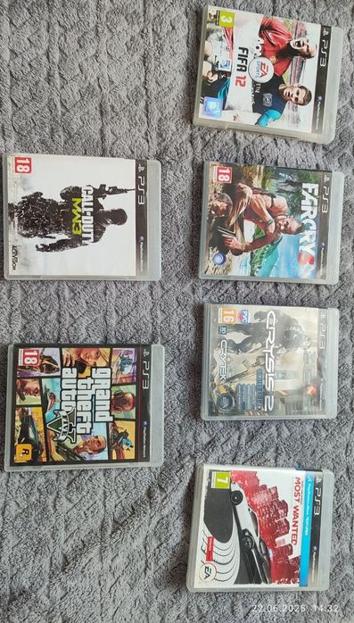 Sony PlayStation 3 super slim 500gb Диски в комплекті