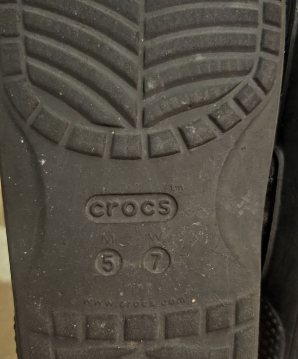 Кроксы шлепки Crocs оригинал m5 w7 23-23,5 см