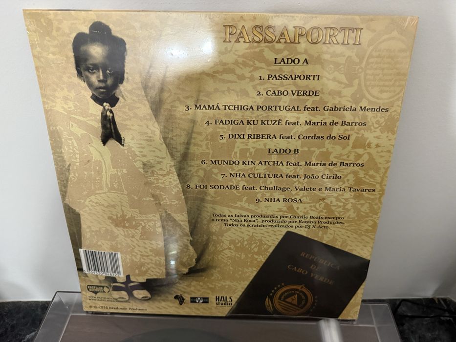 Vinil Karlon – Passaporti