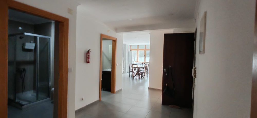 Arrendo Apartamento T4