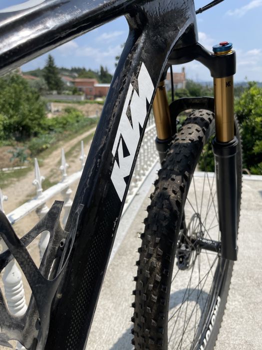 KTM Myroon 29 LTD ONIX Tam. L 7,825Kg