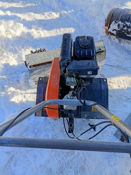 Glebogryzarka oleo mac.