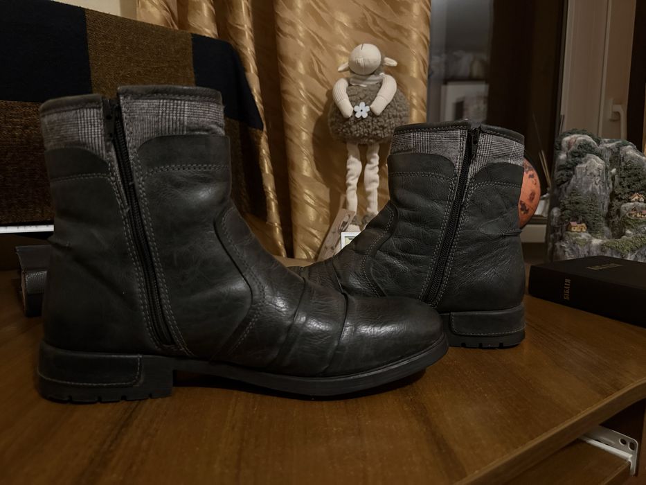 Bugatti зимові ботінки, 43 розмір, натуральна шкіра та овчина, сірі