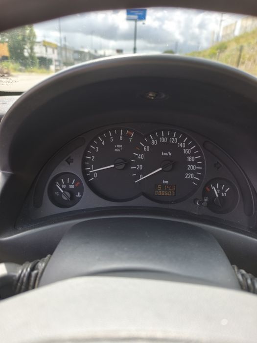 Opel Corsa 1.2 16v Poucos km